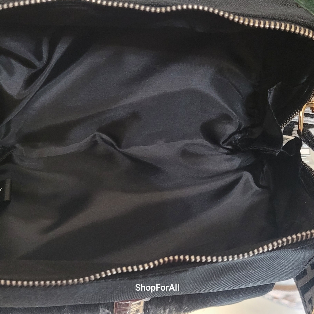 - Givenchy - Picture 7 of 16